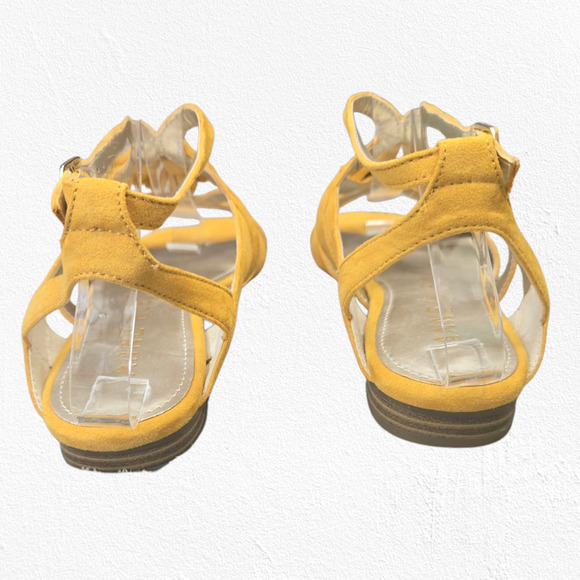 Anne Klein Noreen Golden Yellow Suede Tassel Flat Sandals Boho Chic Size 6 - Picture 6 of 15